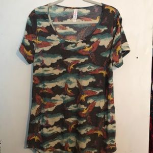 Lularoe classic parrot top